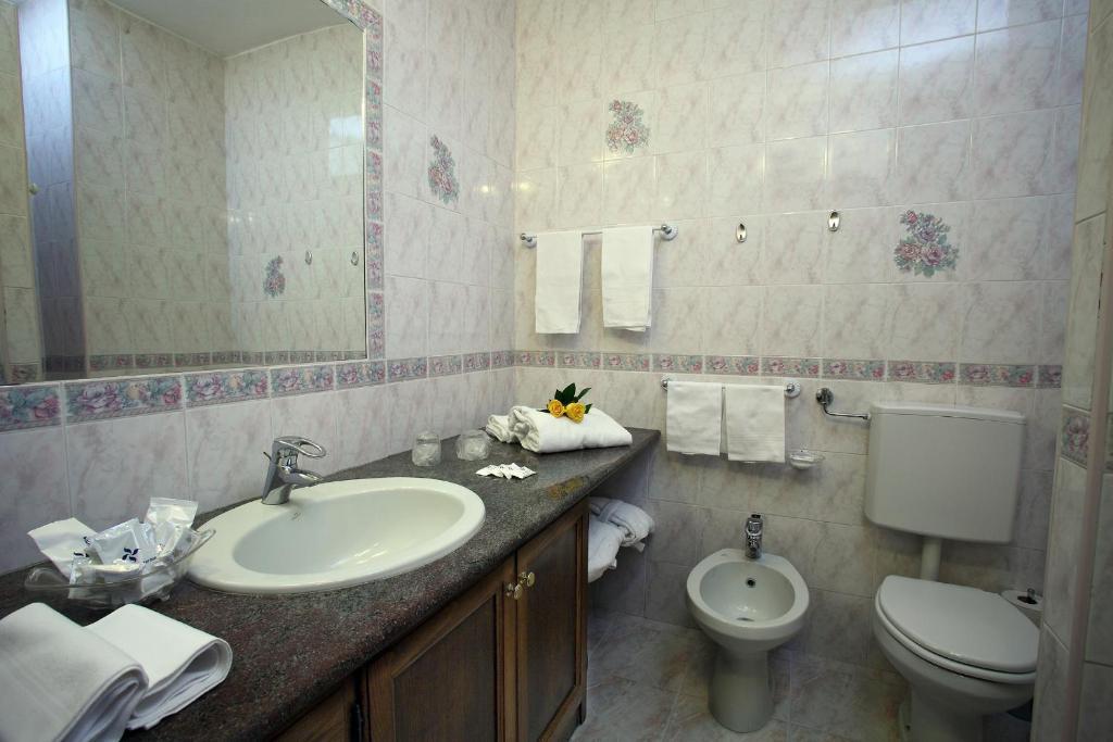 Hotel Parco San Marco Forio di Ischia Pokoj fotografie